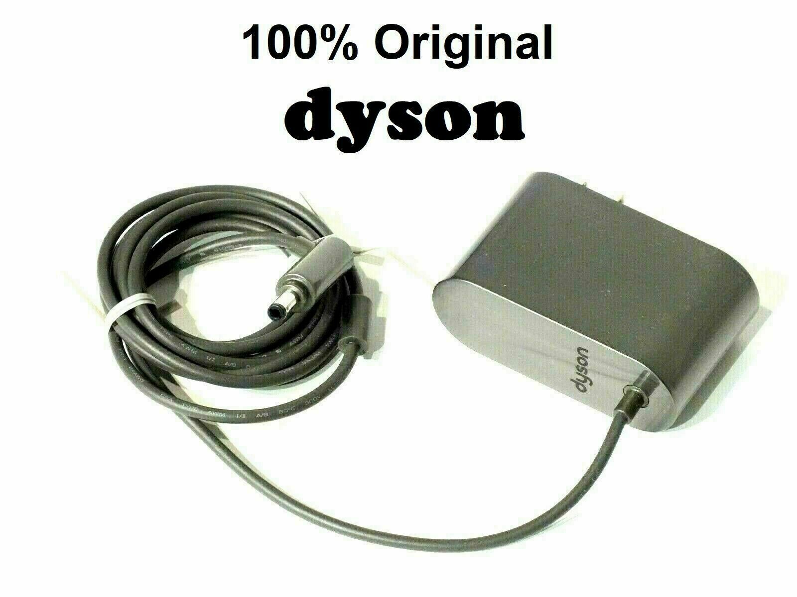 NEW Dyson V8 SV25 Truck + Car +Boat HEPA Cordless Handheld Vacuum Cleaner