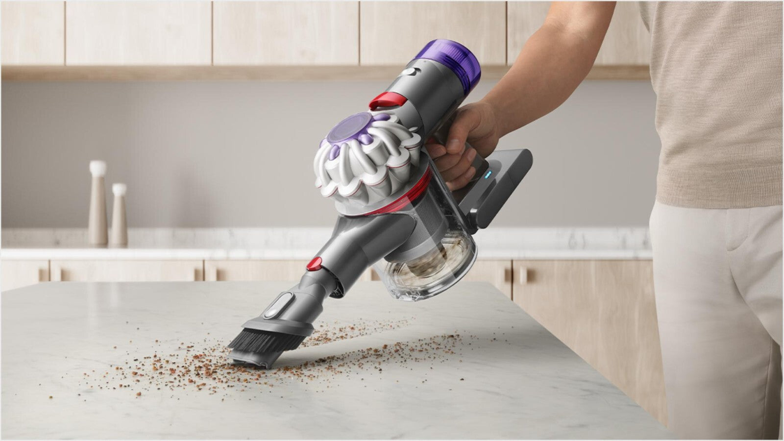 NEW Dyson V8 SV25 Sofa + Mattress HEPA Cordless Handheld Vacuum Cleaner